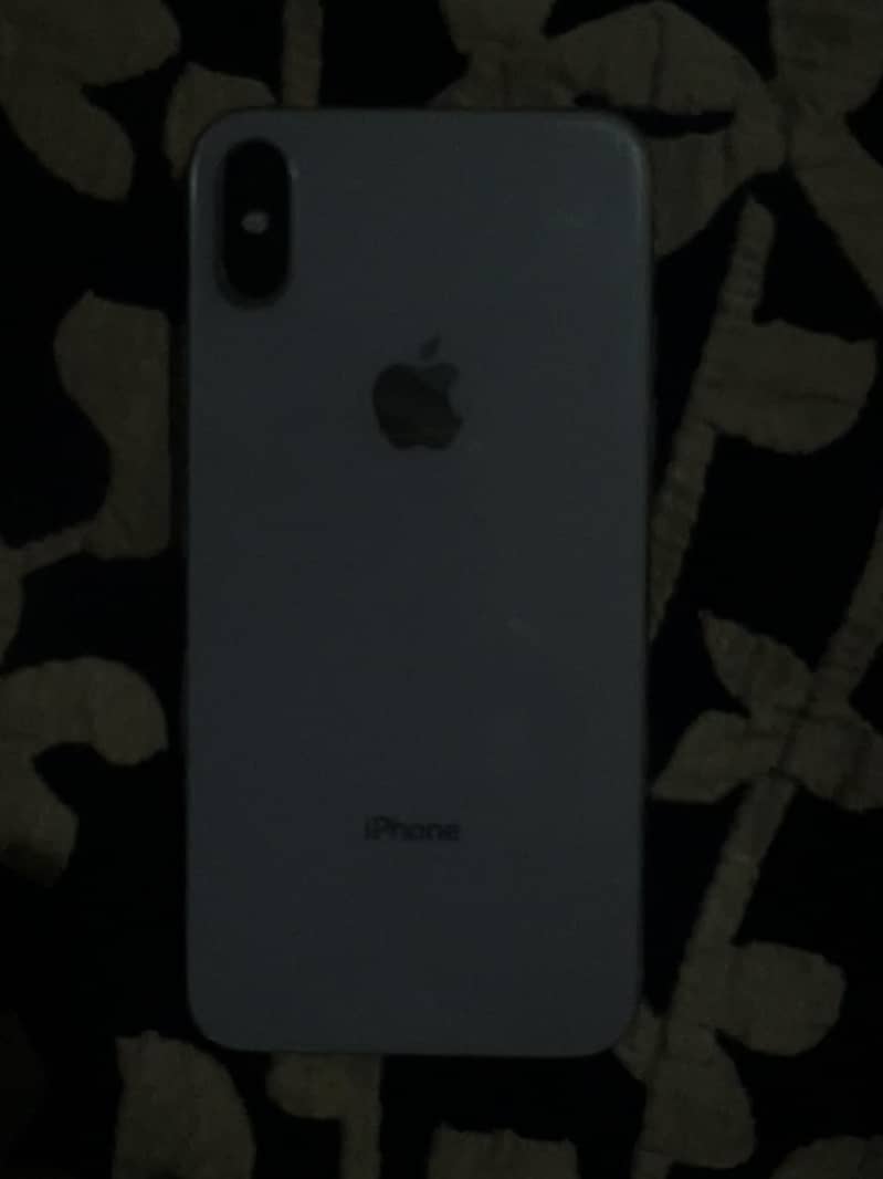 Apple iPhone X 4