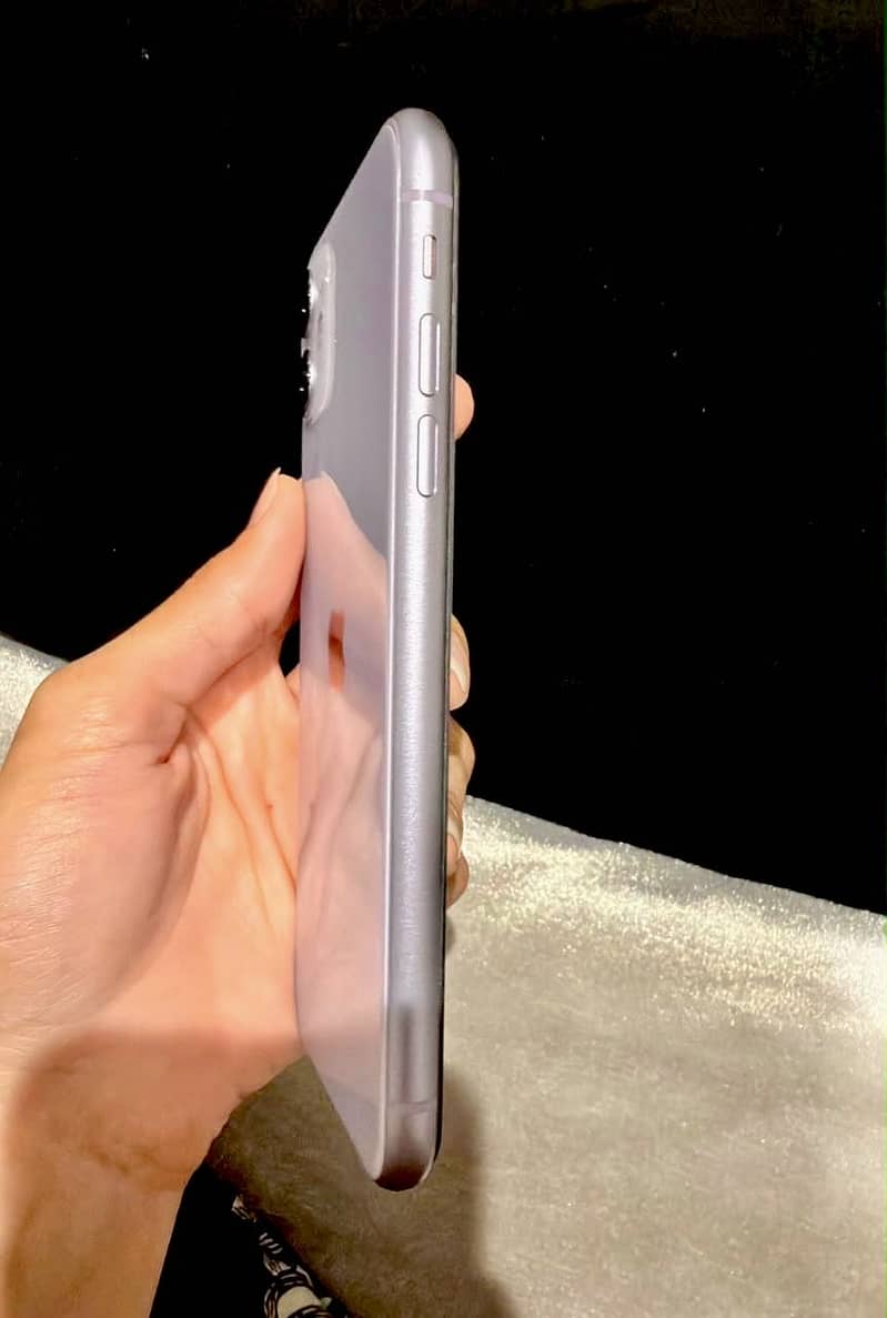 Apple iPhone 11 5