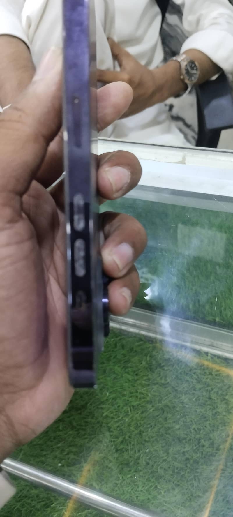 Apple iPhone 14 Pro Max 5