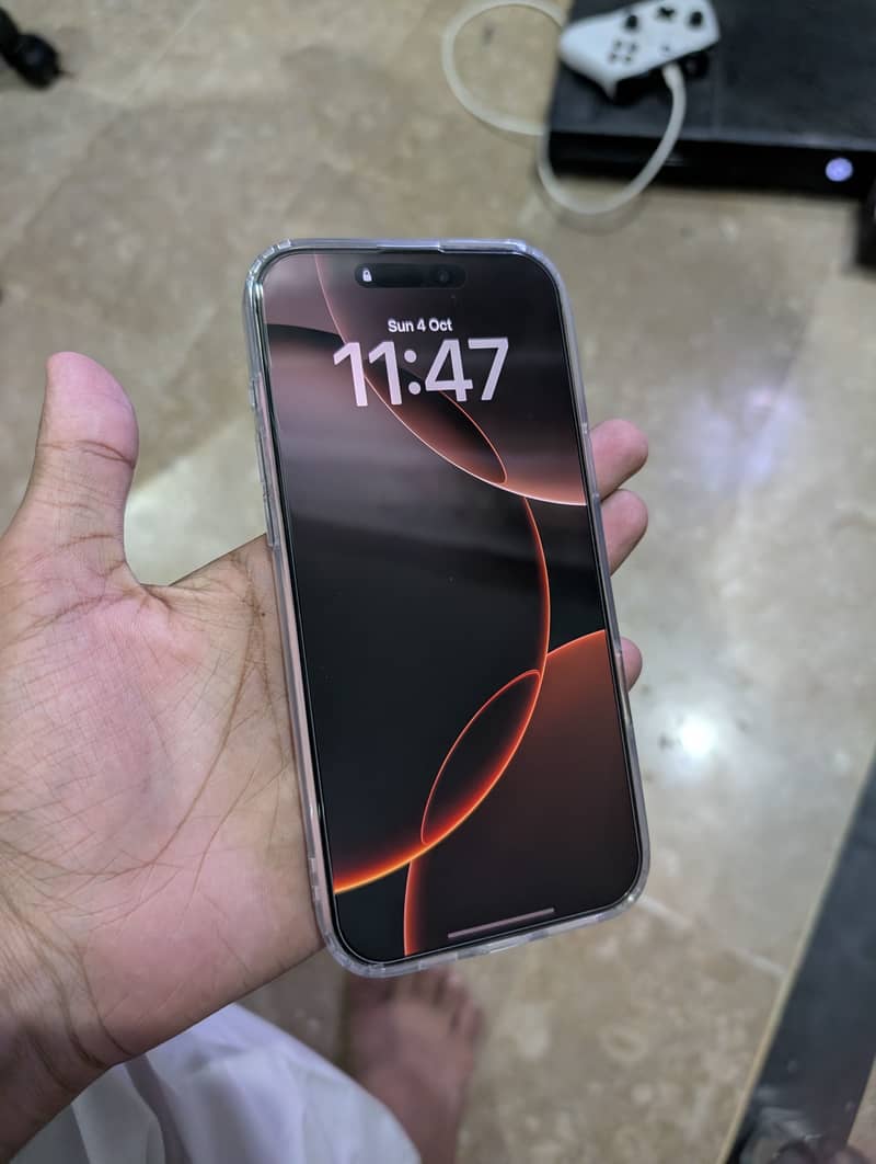 Apple iPhone 16 Pro Max 3