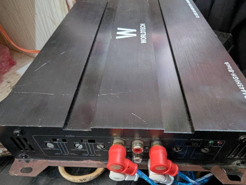 4 channel Amplifier 1