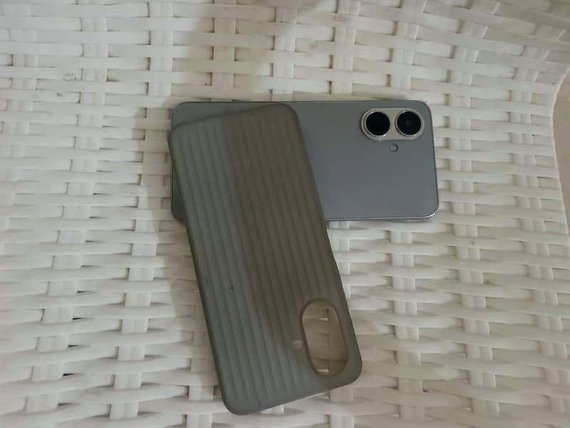 Tecno Spark Go 0