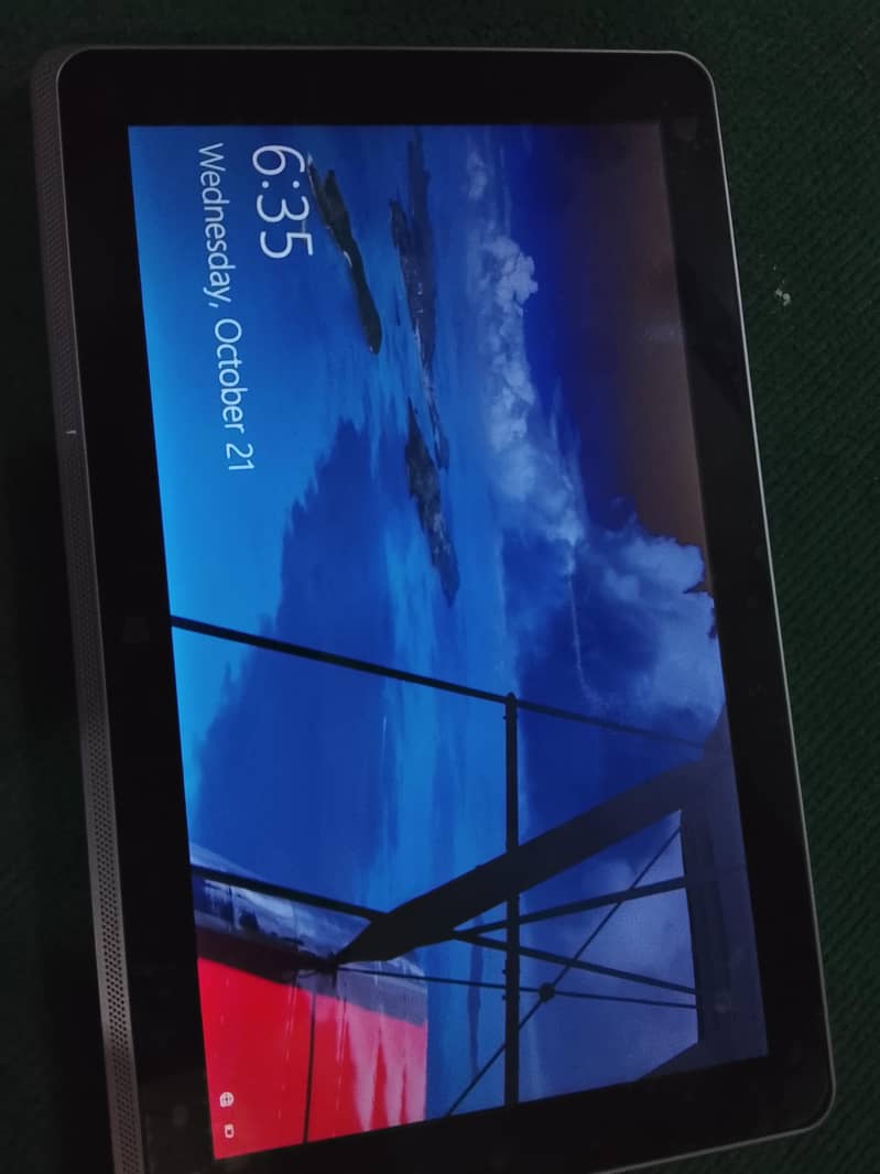 Laptop plus Tablet 4
