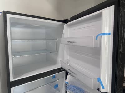 HAIER DIGITAL INVERTER REFRIGERATOR Model HRF-398IFGA