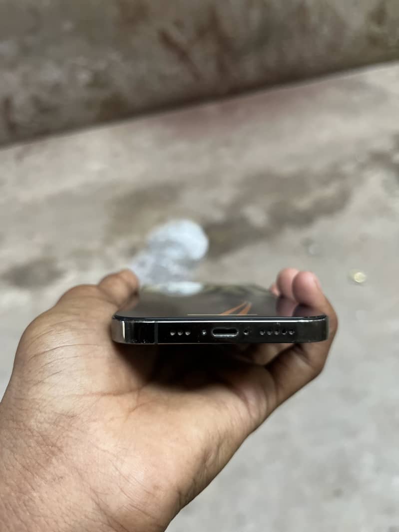 Apple iPhone 12 Pro 5