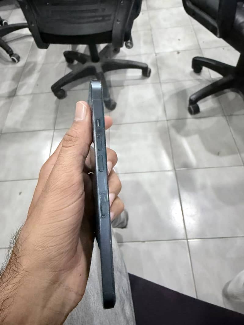 Apple iPhone 12 Pro Max 0