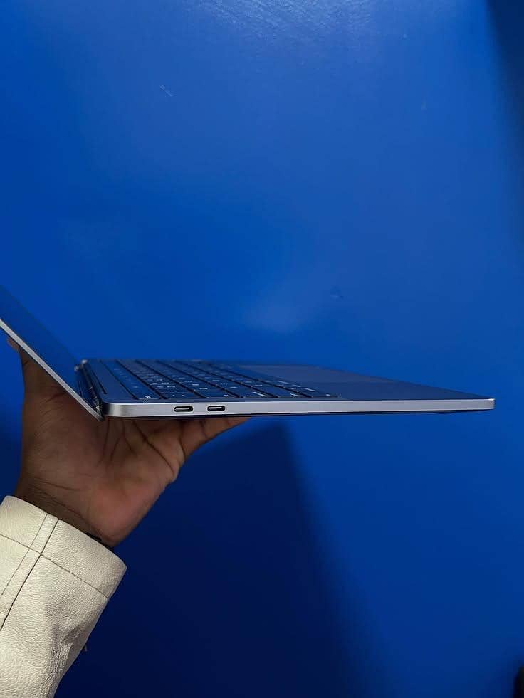 Apple MacBook pro 5