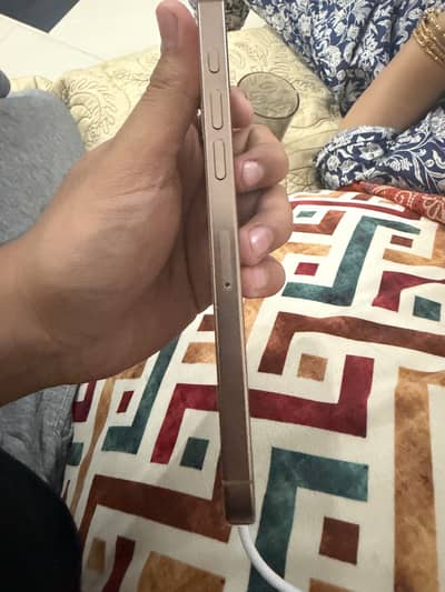 Apple iPhone 16 Pro