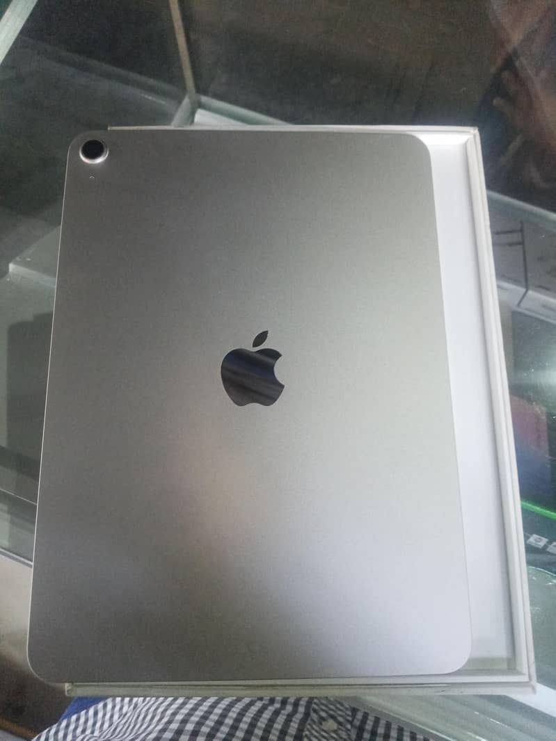 iPad Air 11-inch 0
