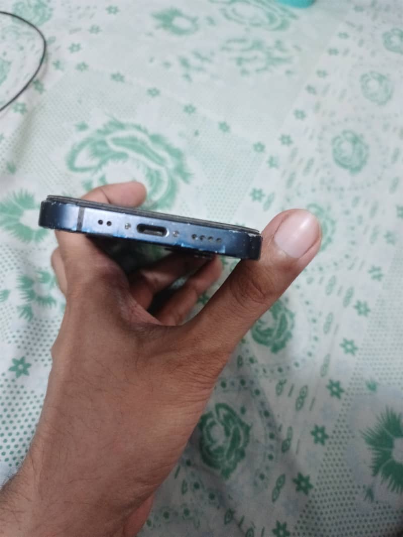 Apple iPhone 12 mini 5
