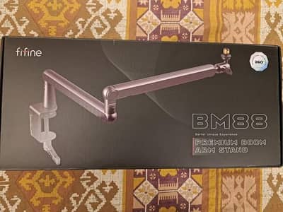 Fifine BM88 Mic Boom Arm with Box, 10/10 Like New