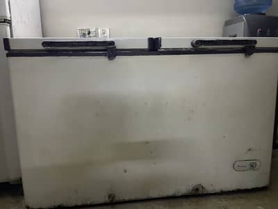 Deep freezer