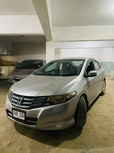 Honda City IVTEC 2011 Silver Color Exchange possible