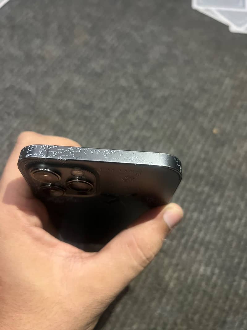 Apple iPhone 12 Pro Max 2