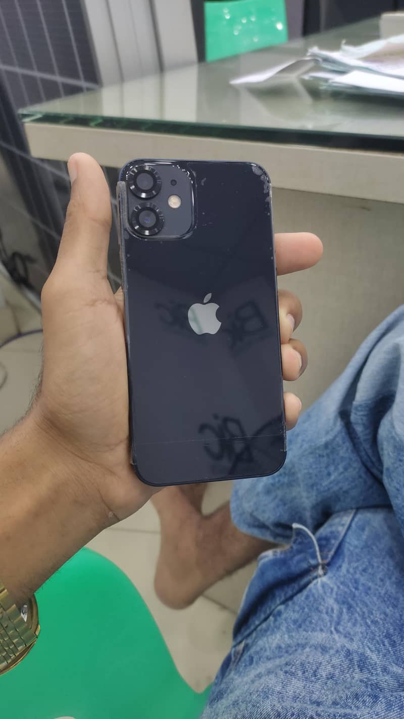 Apple iPhone 12 0