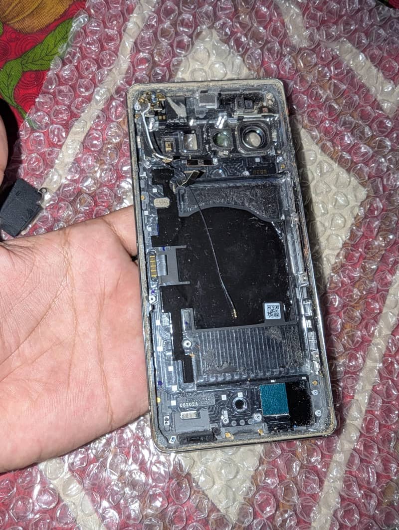 Google pixel 7pro completely housing 2