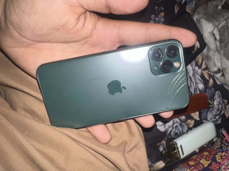 Apple iPhone 11 Pro 2