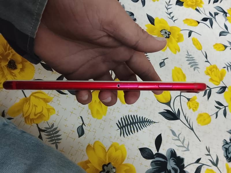 Apple iPhone 7 Plus 13