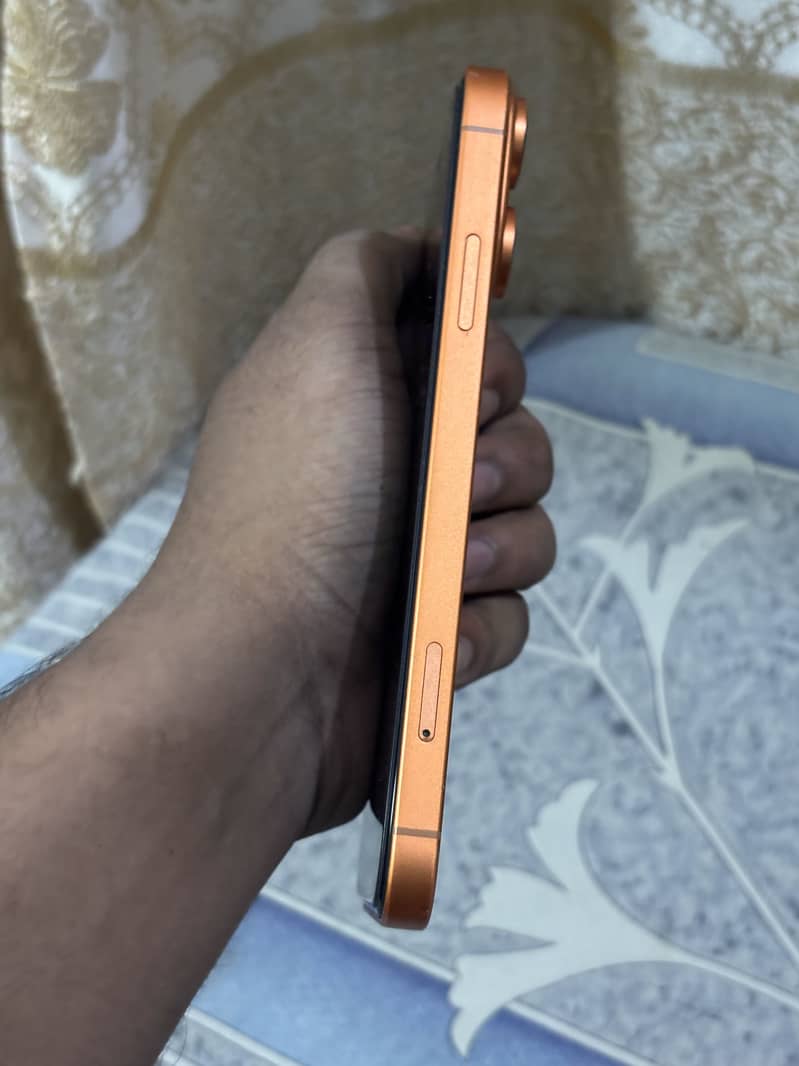 iPhone 17 pro 4