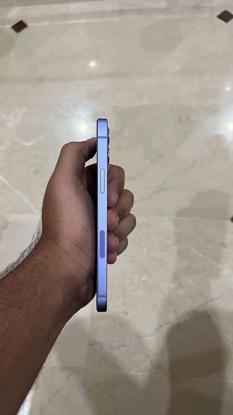Apple iPhone 12 3