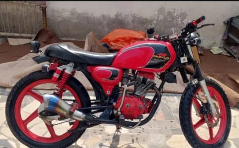 Honda 125 cafe Racer