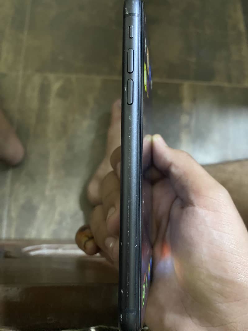 Apple iPhone 11 5