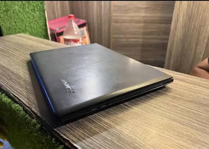 Lenovo i5 6th gen 8 gb ram 128 gb ssd