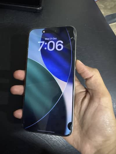 Apple iPhone 15 Pro Max back crack screen dot