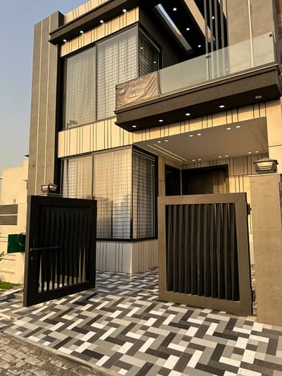 Brand New Lavish 5 Marla House for Sale in Jinnah Block, Bahria Town Lahore.
