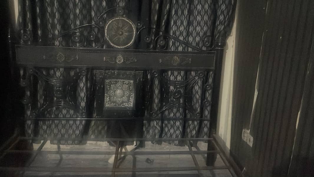 Iron bed 5