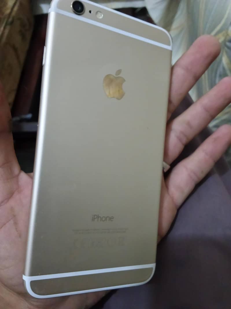 Apple iPhone 6 Plus 4