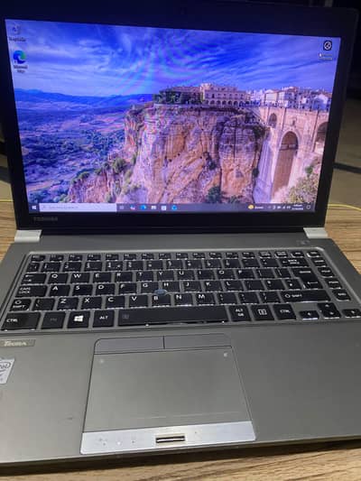 Toshiba Tecra Z40-A Laptop Z40-A core i5 4th Gen