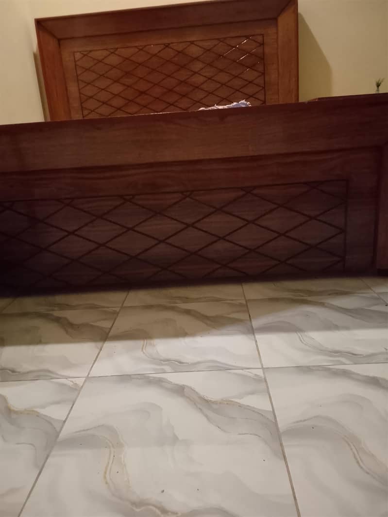 KING SIZE BED 1