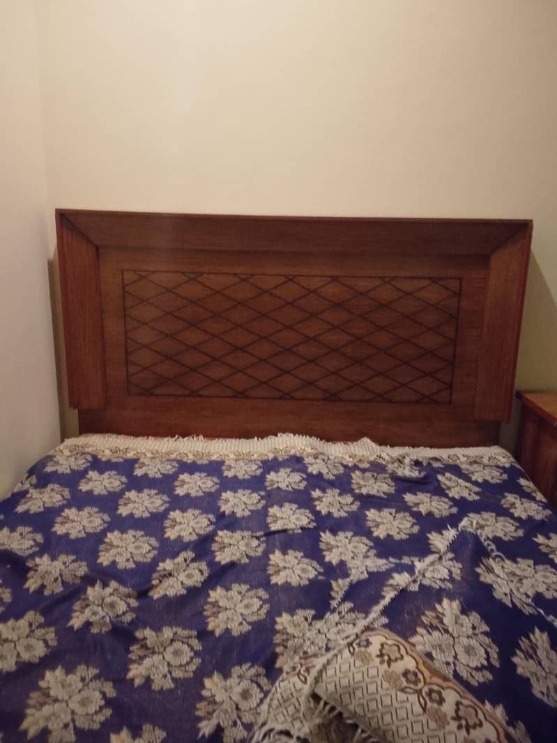 KING SIZE BED 2