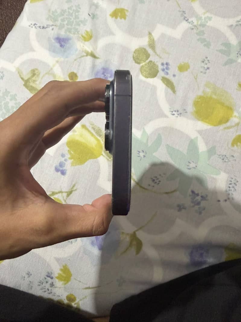 Apple iPhone 14 Pro 3