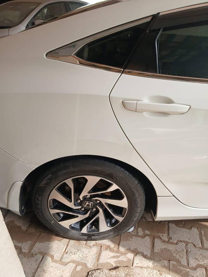 2017 ug Civic 1