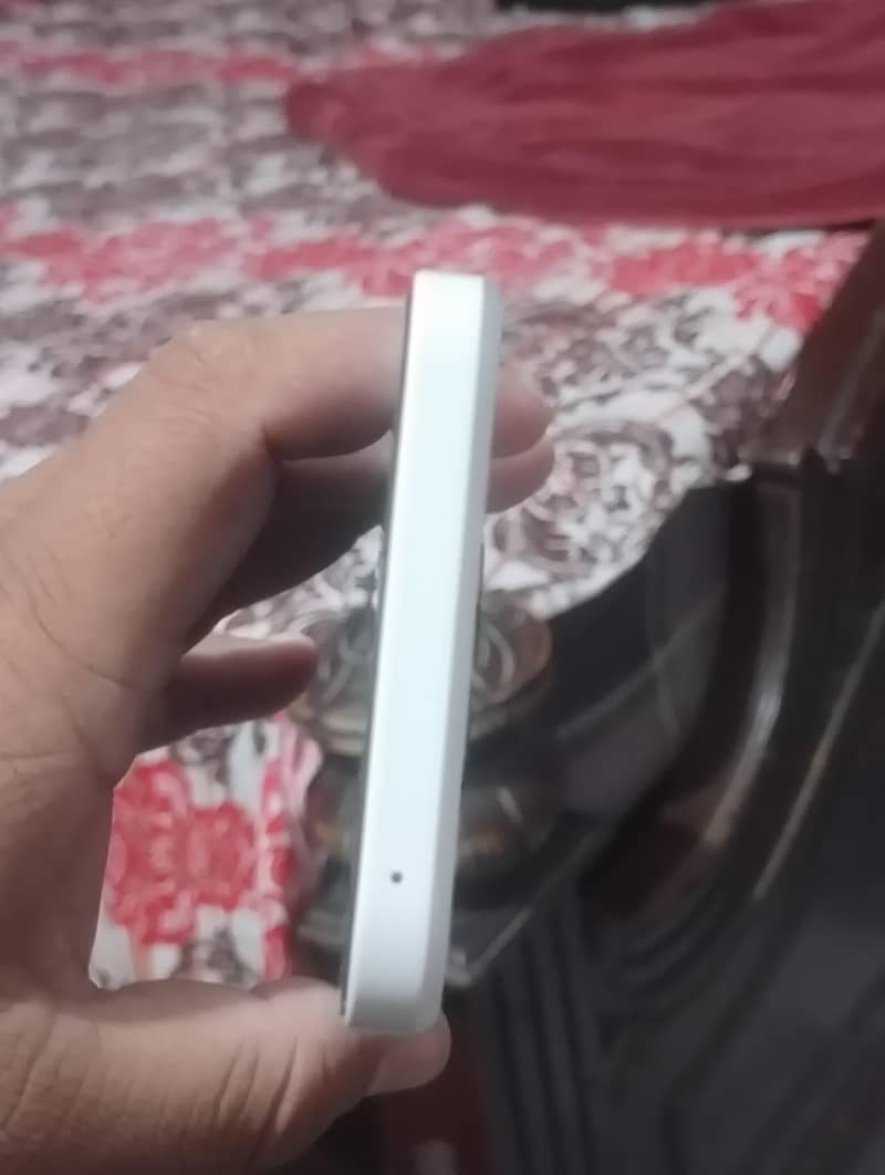 Nothing Phone 2a 4