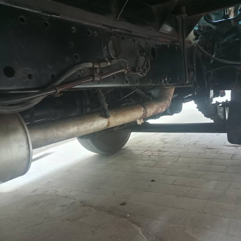 mazda 4600 2