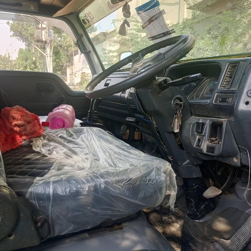 mazda 4600 12