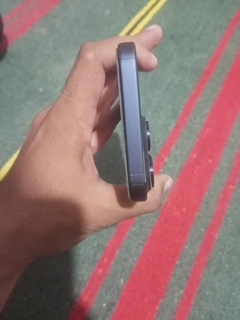 Apple iPhone 15 Pro Max JV 2