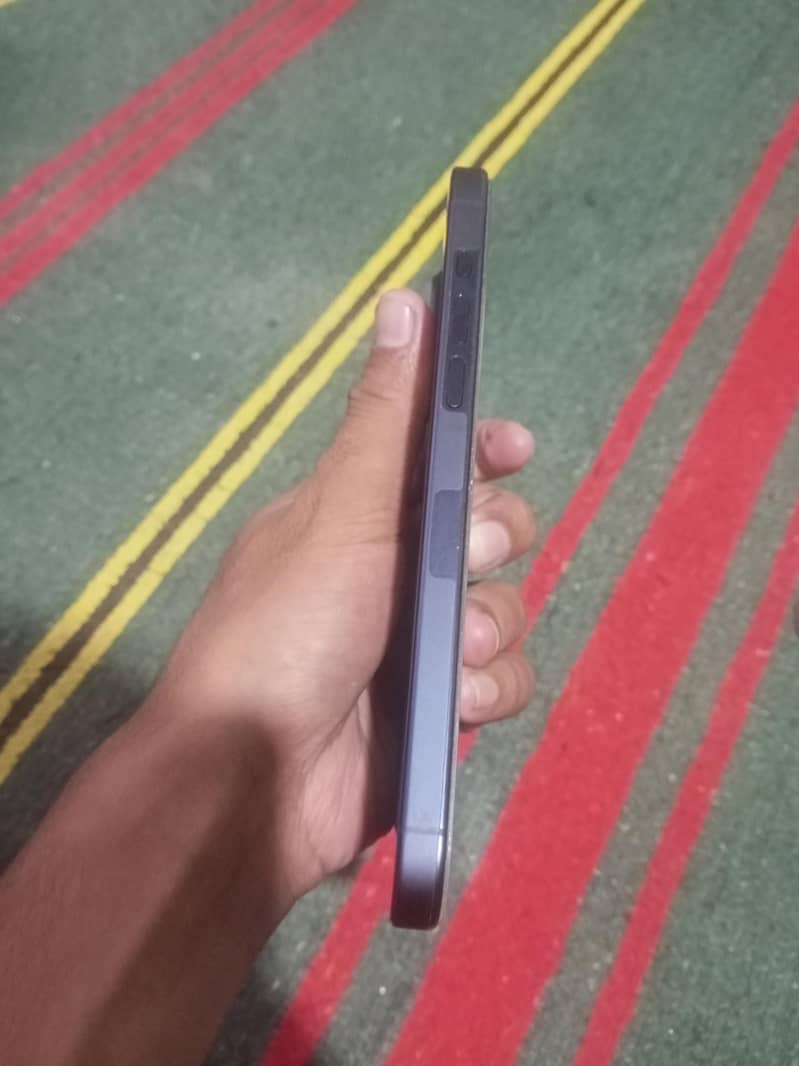 Apple iPhone 15 Pro Max JV 3