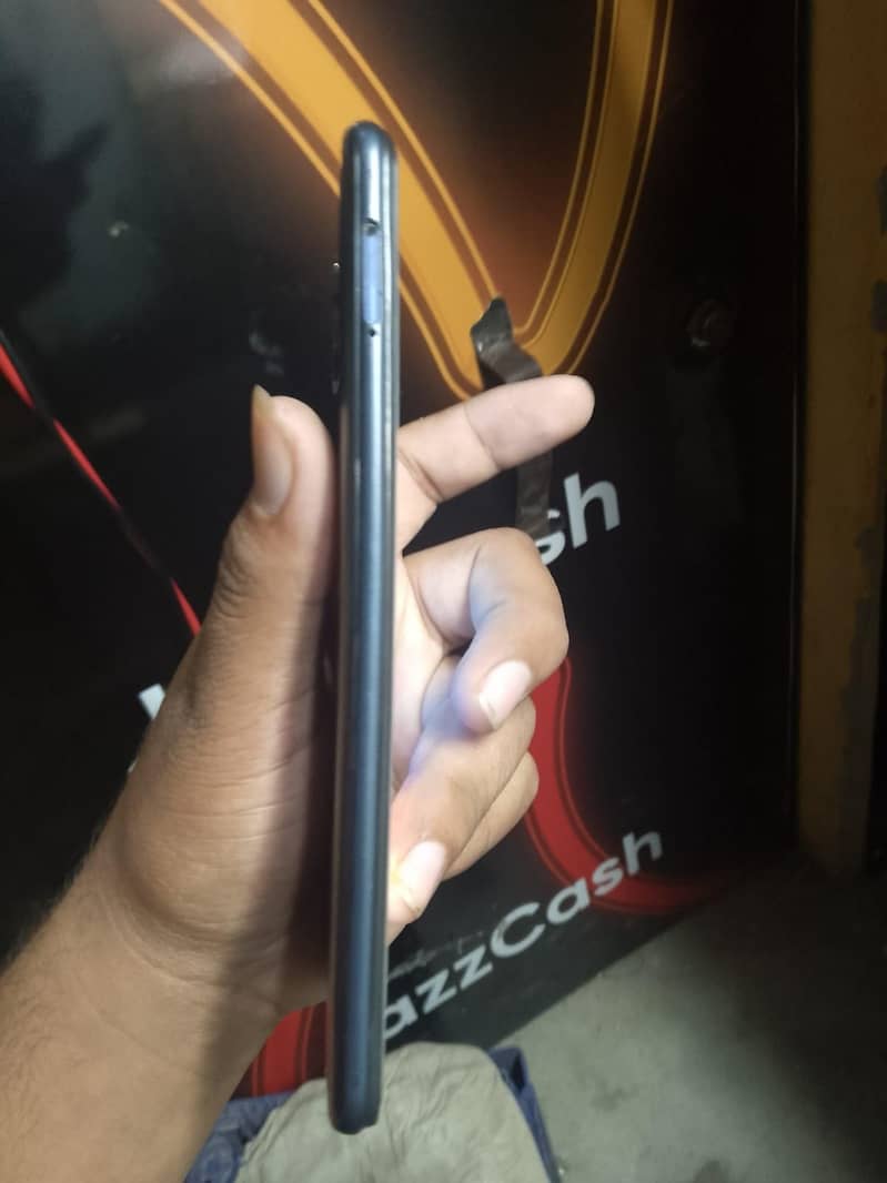 OPPO A15s 4