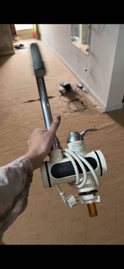 Electric Instant Hot Water Tap for Sale – Good Condition