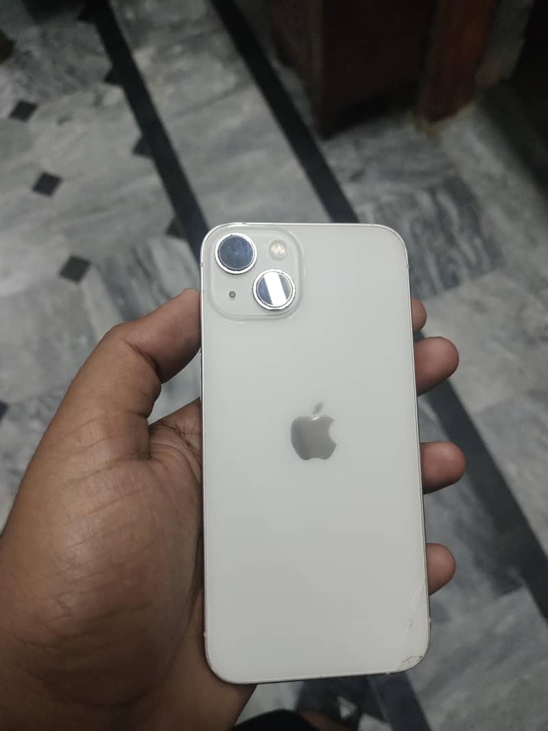 Apple iPhone 13 2