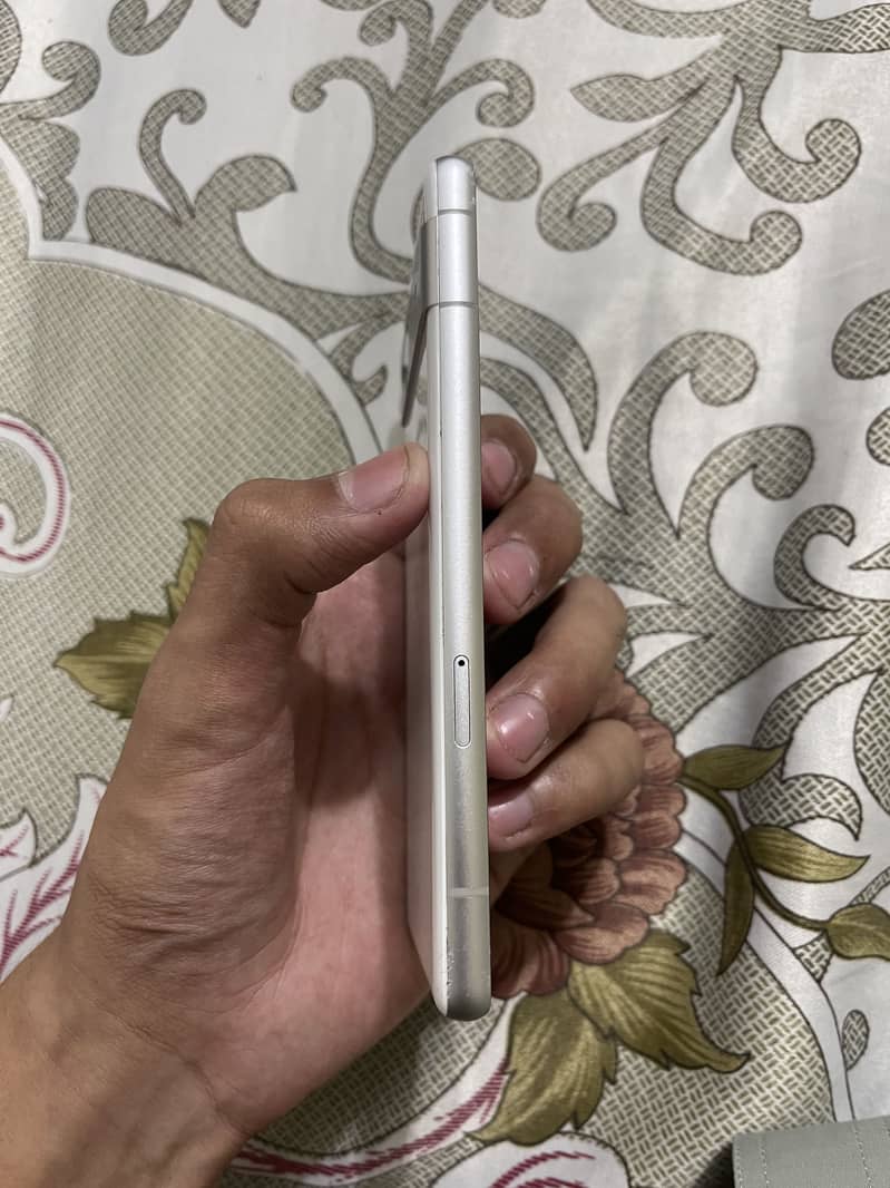 Google Pixel 7a 1