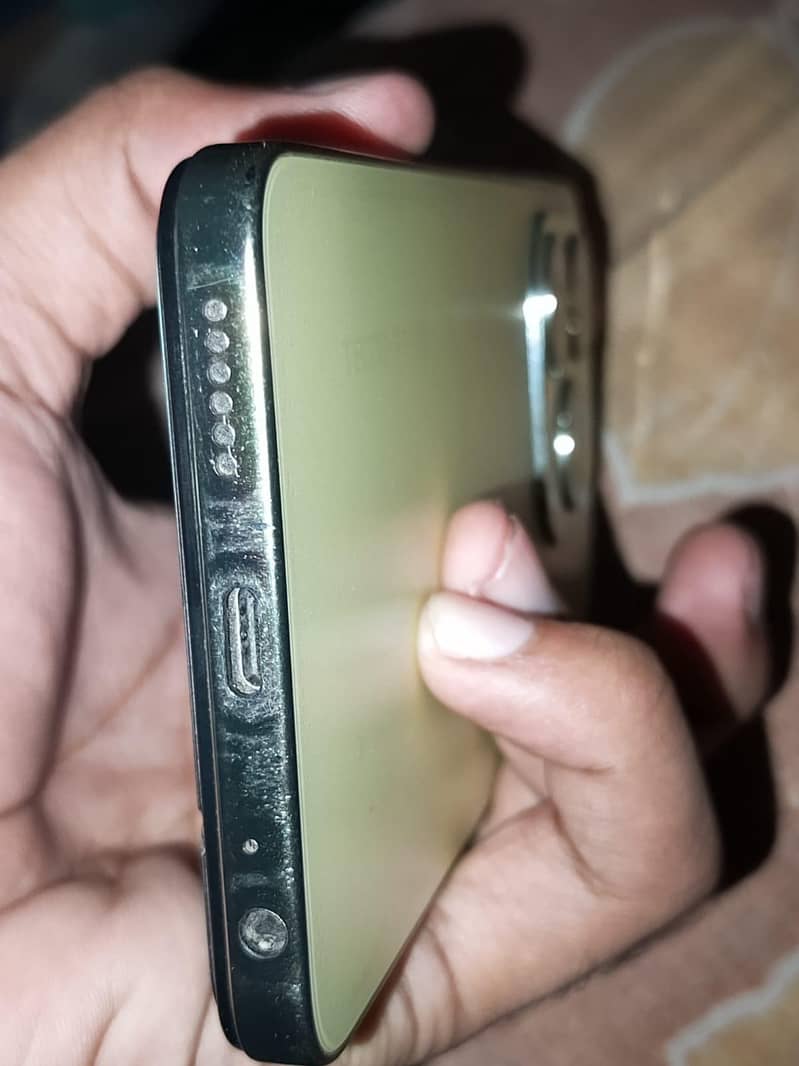 Tecno Spark 20 4