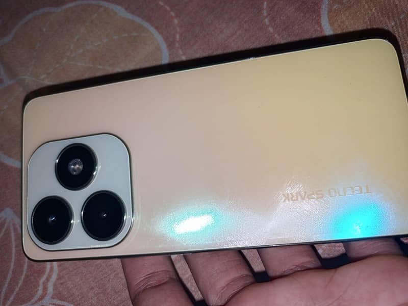 Tecno Spark 20 10