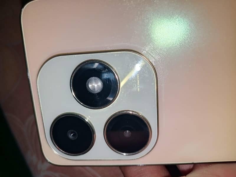 Tecno Spark 20 13