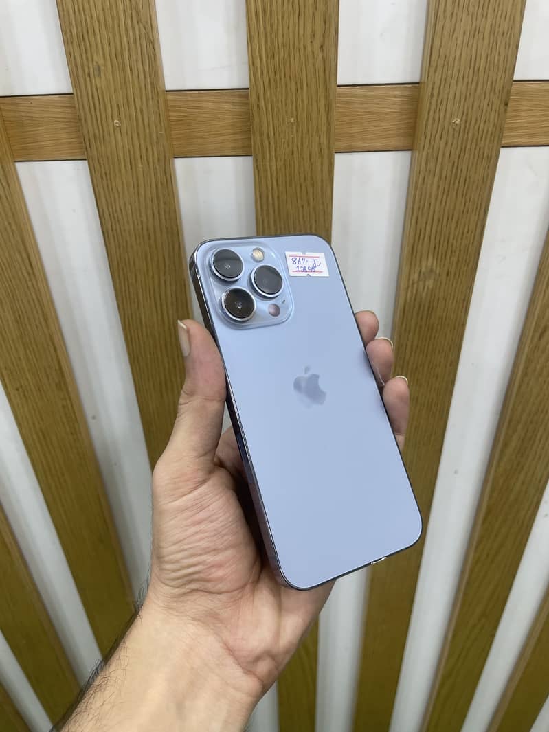Apple iPhone 13 Pro 0