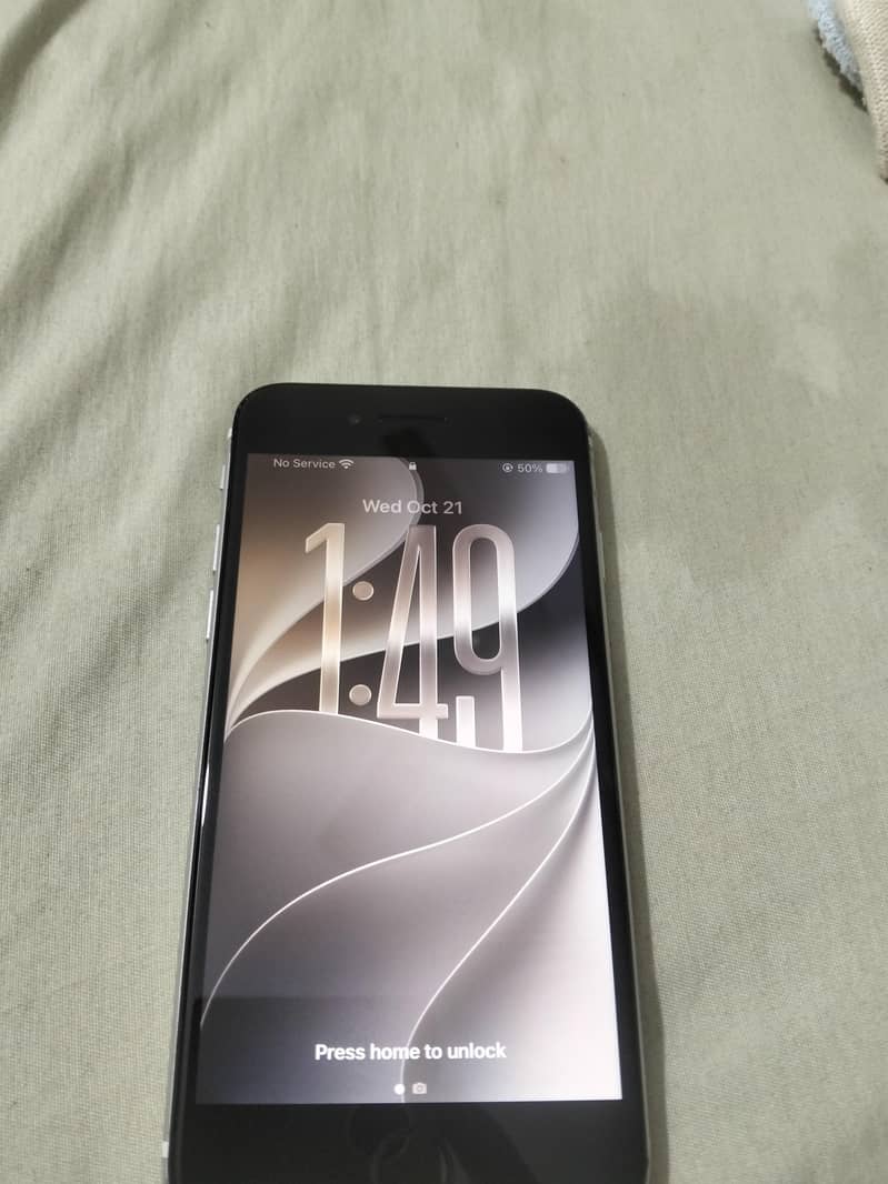 iPhone SE 2020 1